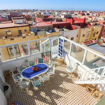 Charming Home With Private Terrace エッサウィラ エクステリア 写真