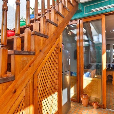 Charming Home With Private Terrace エッサウィラ エクステリア 写真