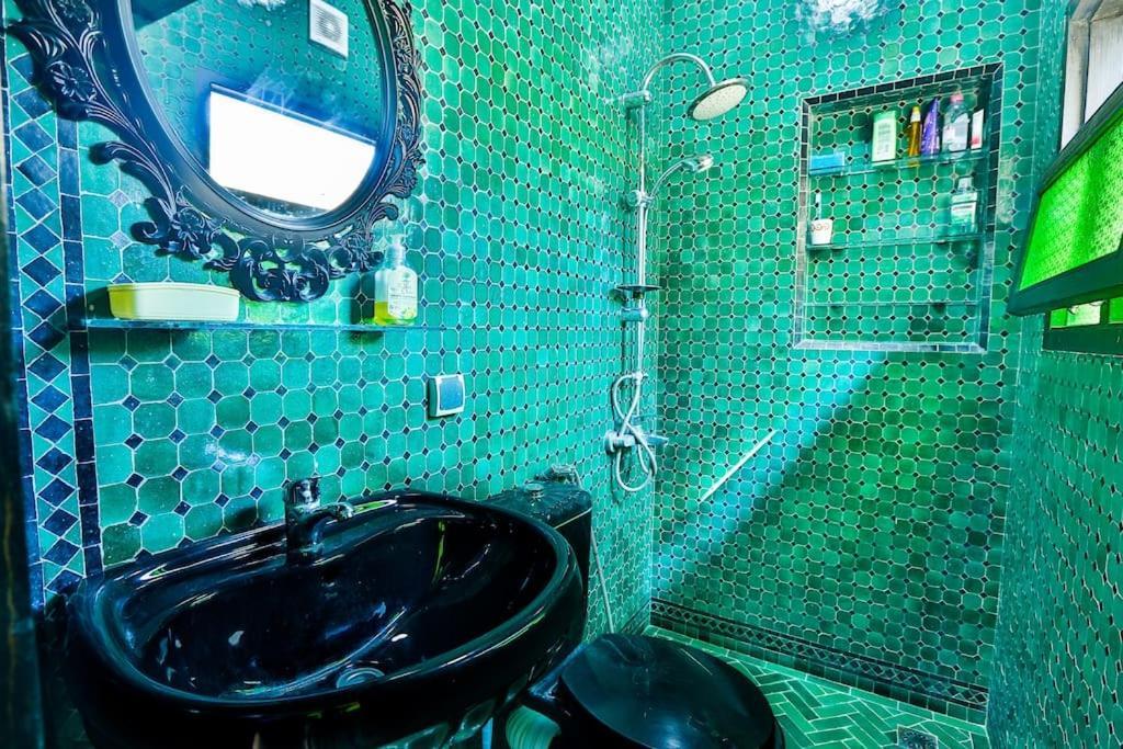 Charming Home With Private Terrace エッサウィラ エクステリア 写真