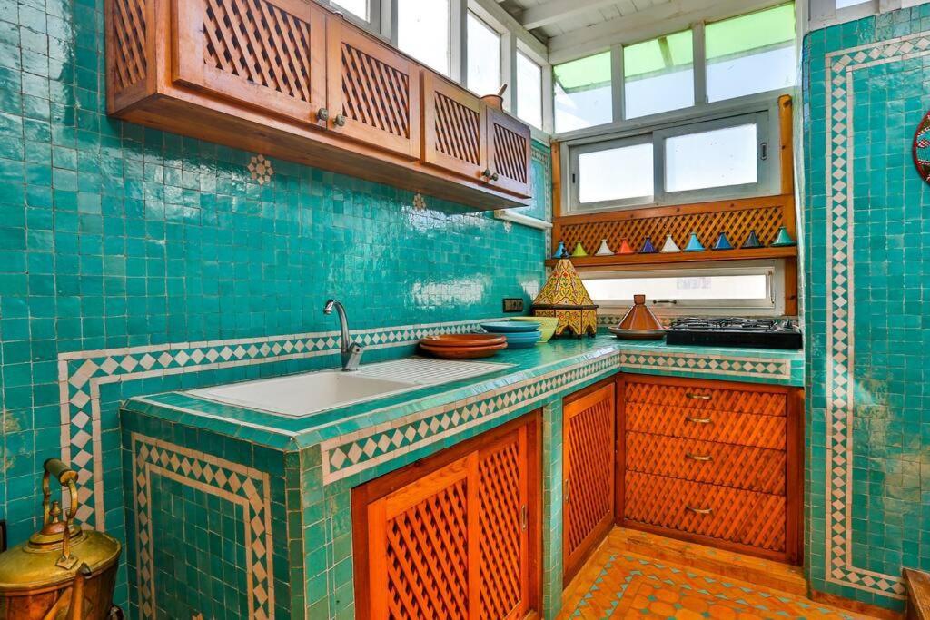 Charming Home With Private Terrace エッサウィラ エクステリア 写真